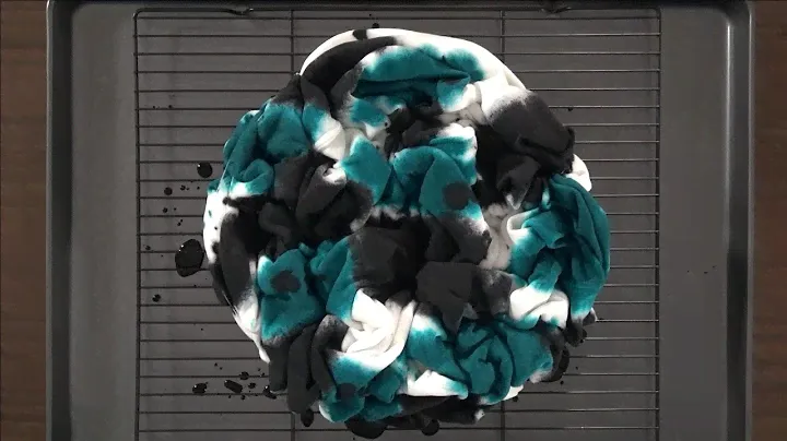 Tie-dye Pattern P250 : Crumple Hoodie