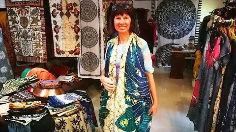 Шри-Ланка. Матара, магазин натурального батика