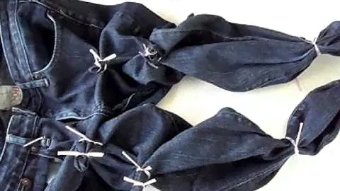 Gebleichte Jeans mit Batik Effekt - OWIMO Design Upcycling