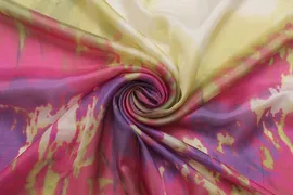 Купон шелк-туаль батик с ярко-цикломеновым пятном